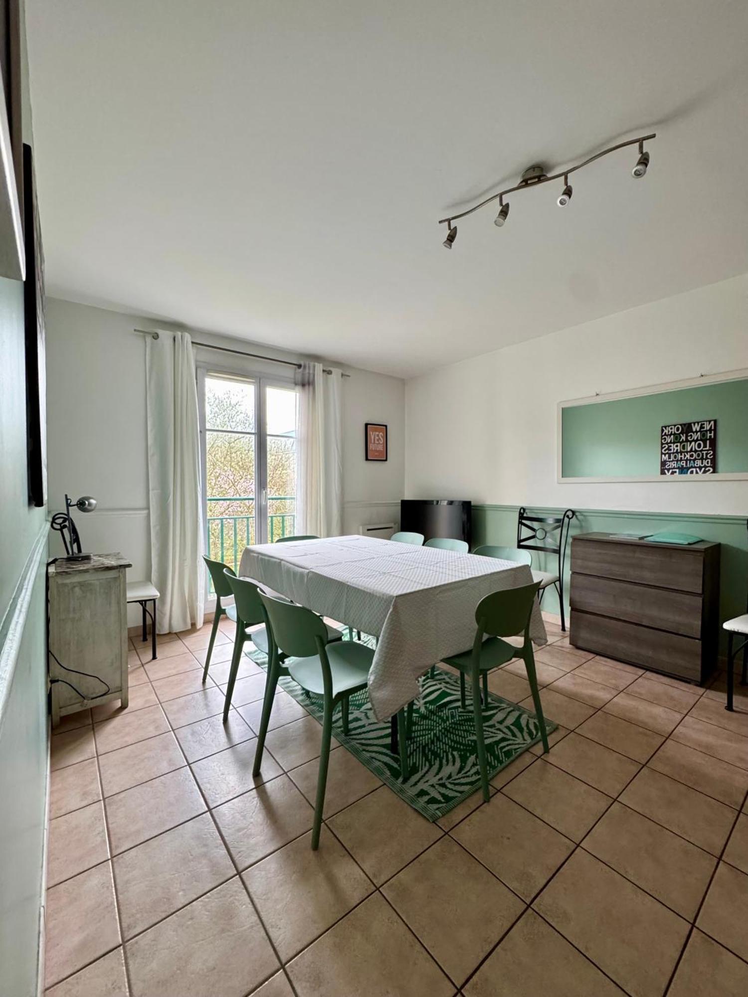 Apartment Disney, Very 2 Bedrooms Family Apartment, Wifi, Netflix 8 Pers Chessy (Seine-et-Marne)