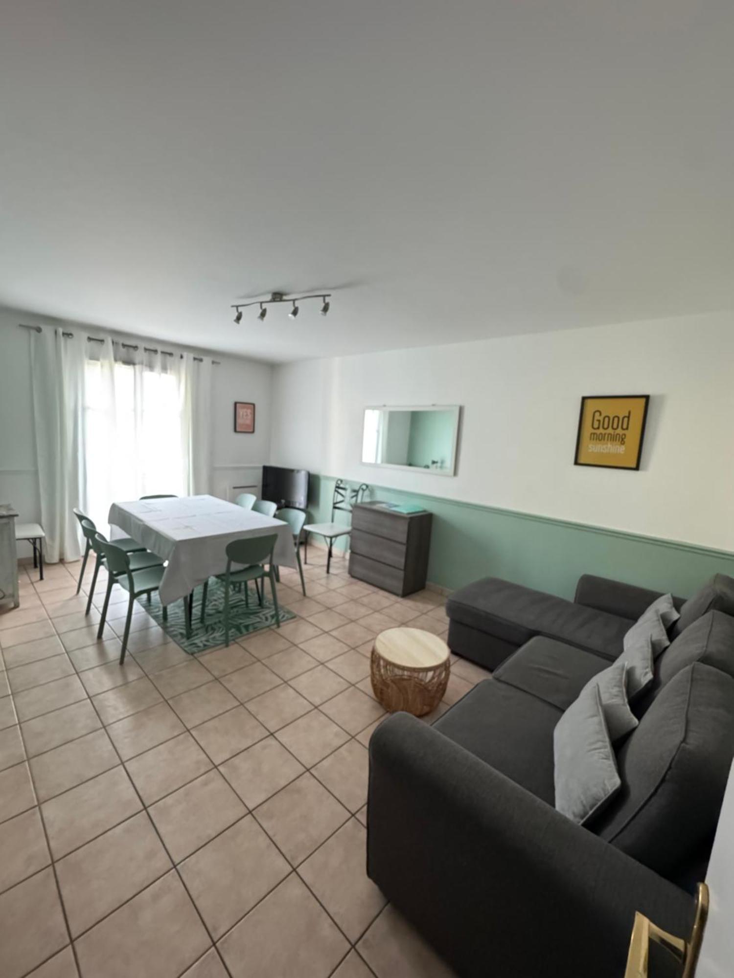 Disney, Very 2 Bedrooms Family Apartment, Wifi, Netflix 8 Pers *