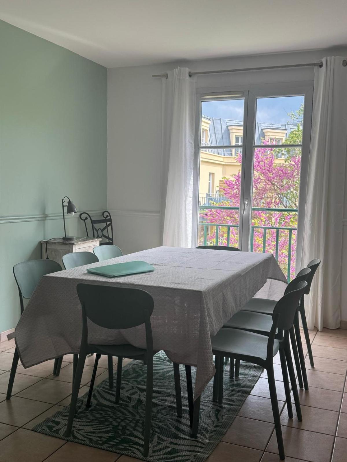 Apartment Disney, Very 2 Bedrooms Family Apartment, Wifi, Netflix 8 Pers