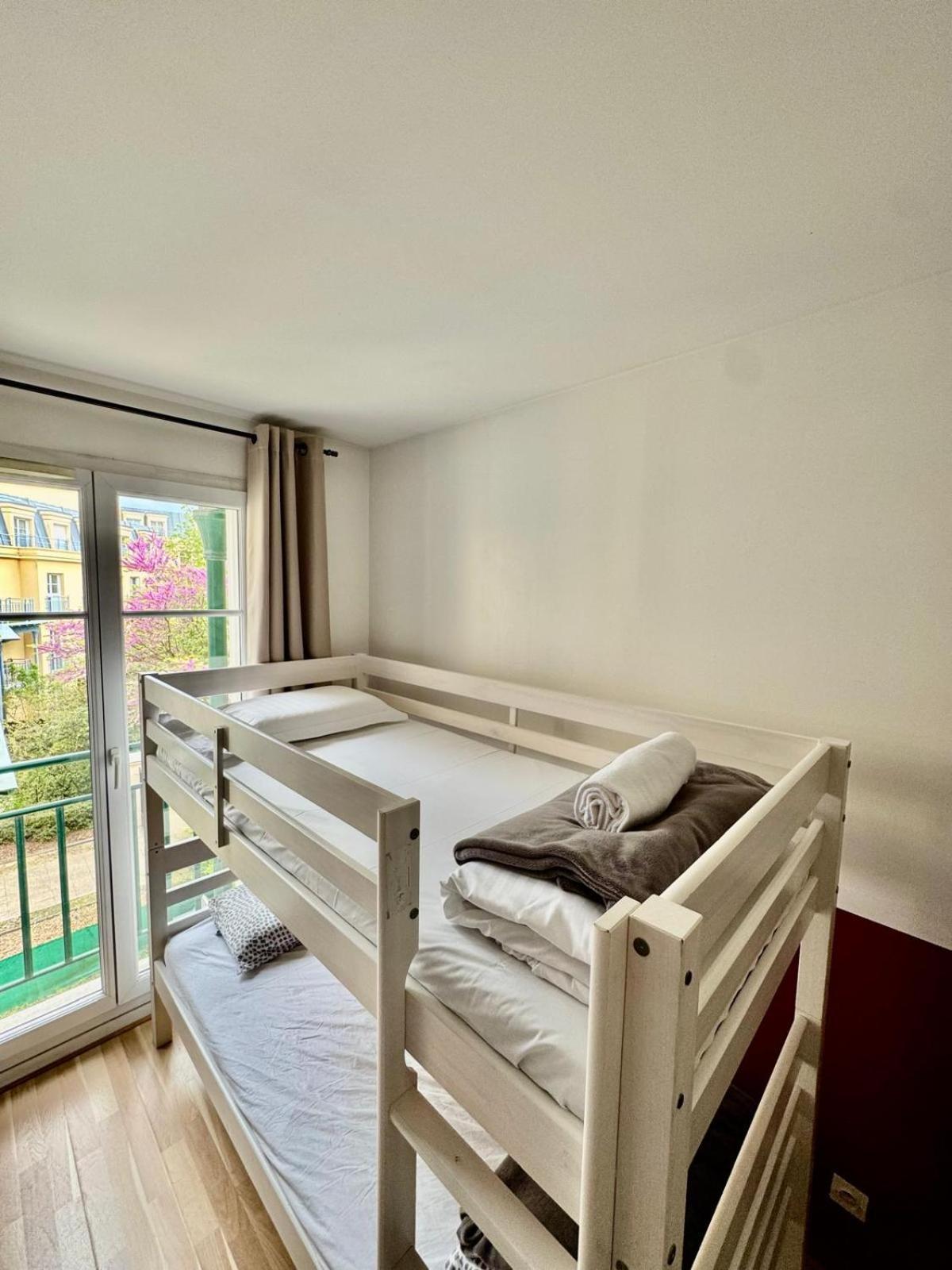 Disney, Very 2 Bedrooms Family Apartment, Wifi, Netflix 8 Pers Apartment *